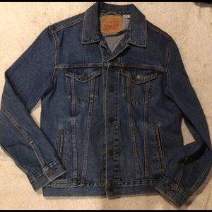 Levi’s Jean Jacket, size Medium